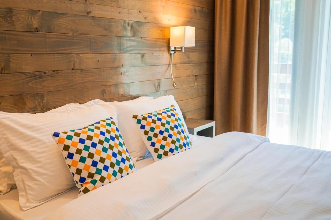 Montana 219 Hotel Nagysebes Kültér fotó